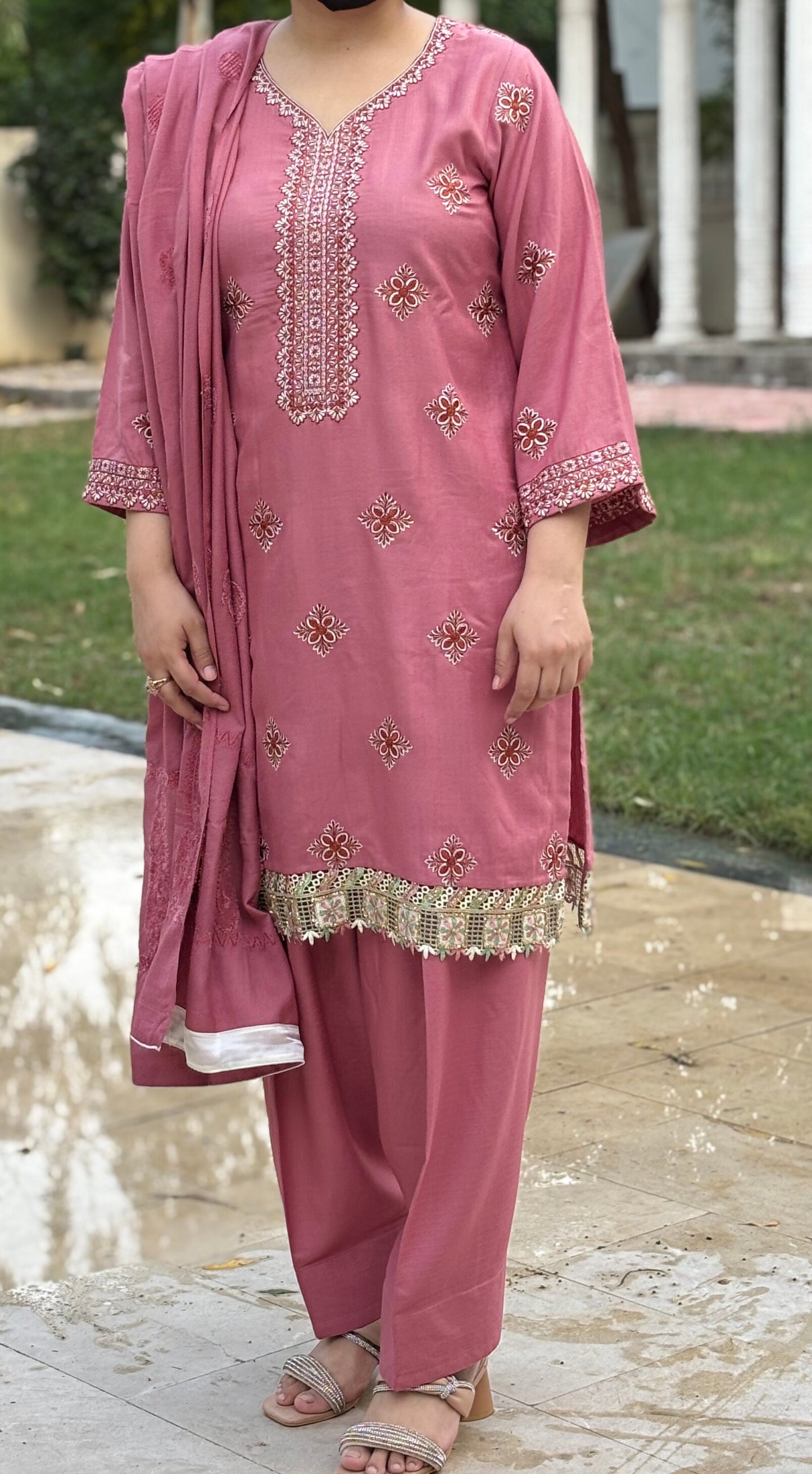 3 pc Embroidered dusky rose-pink velvet